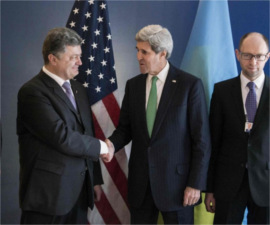 Porosjenko, John Kerry en Arseniy Yatsenyuk. 2014